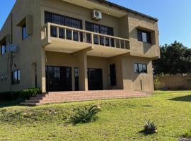 CC House, ubytov&aacute;n&iacute; s možnost&iacute; vlastn&iacute;ho stravov&aacute;n&iacute; v destinaci Chidenguele