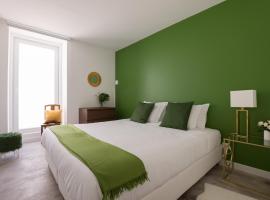 CASASUPERTUBOS® Apart 9-14, hotel in Peniche