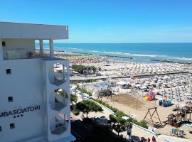 Ambasciatori Hotel - Beach Front -Breakfast XXL & Brunch until 12 30pm, hotel v destinaci Misano Adriatico