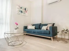 Cozy apartment with parking in the center by REMS