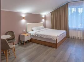 Готель «На Кронштадській», Hotel in Avtozavodskiy Rayon