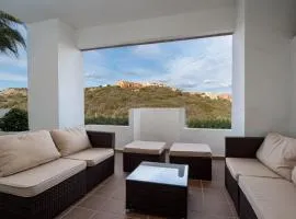 2147-Beautiful 2 bedrooms with sea view