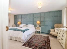 Baa Lamb Cottage, hotel with parking in Kent