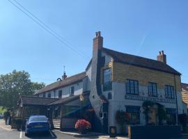 The Flyford, Pension in Worcester