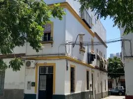 Apartamentos Triana - Aloha Sevilla