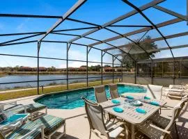 South Facing Pool with Spa and Lake View in Gated Resort of Bella Vida Nr Disney