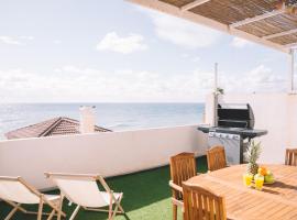 Duplex Victoria Beach Málaga, Hotel in La Cala del Moral