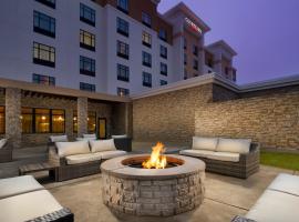 Courtyard by Marriott Dallas DFW Airport North/Grapevine โรงแรมในเกรปไวน์