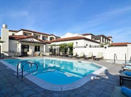 Fairfield Inn & Suites Santa Cruz - Capitola, hotel near Santa Cruz Beach Boardwalk, Capitola
