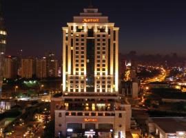 Istanbul Marriott Hotel Asia, hotel blizu znamenitosti Kozyatagi Metro Station, Istanbul