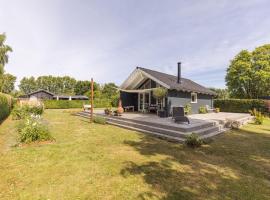 Modern and cozy cabin near Copenhagen city and airport, loma-asunto kohteessa Dragør