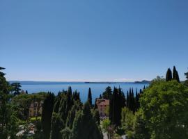 House Of Music, self-catering accommodation in Gardone Riviera