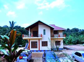 GoodVibes Homestay - Water Stream & Estate: Chikmagalūr şehrinde bir kır evi