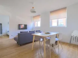 Appartement Familial - Avec Parking Privé Gratuit