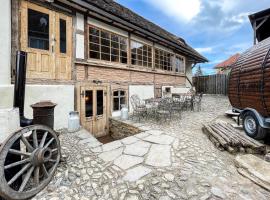 Michelsberger Haus, guest house in Cisnadioara