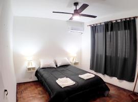 Departamento Bouquet, hotel near Mendoza Terminal Bus Station, Barraquero