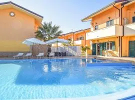 Gorgeous Home In Capaccio With Outdoor Swimming Pool