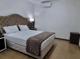 Hotel Imperio Real