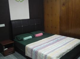 CEMPAKA CHALETS TIOMAN, Hotel in Kampong Juara