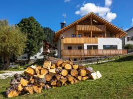 Editlodge "Dessura", chal&eacute; alpino em Badia