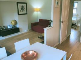 Pimlico SW1 - LOCATION LOCATION! Light and spacious one bedroom apartment in a stunning Victorian building. Great storage!
