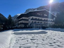 Viesnīca Hotel HAAS pilsētā Bādgašteina