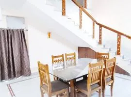 Servostay Kukatpally Spacious 5 BHK Duplex in Vivekananda Nagar with Parking