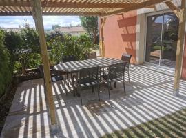 Villa 8 personnes à proximité des bords de Saône, hôtel à Montmerle Sur Saône