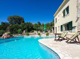 Magnificent Villa Olka With Private Pool and Sauna, hotel v destinácii Žeževica