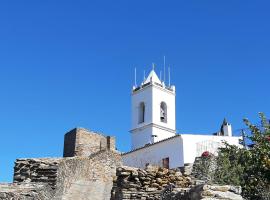 Casas Letizia e Sebastião、モンサラーシュのホテル