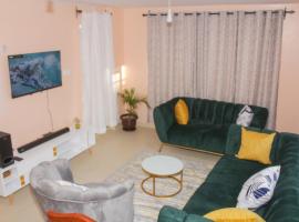 Royal Palms Executive 2& 1 bedrooms BNB Wote town, hotel with parking in Wote