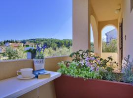 Sandy Beach Studio, Hotel in Lukoran