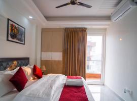 The Lodgers 1 BHK Serviced Apartment Golf Course Road Gurgaon, Hotel mit Parkplatz in Gurgaon