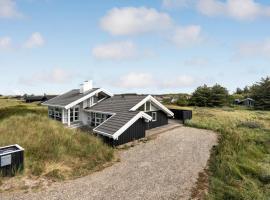 4 Bedroom Stunning Home In Hirtshals, hotell sihtkohas Hirtshals