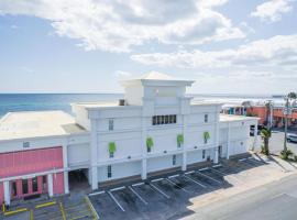 Flamingo Hotel & Tower, hotel di Panama City Beach