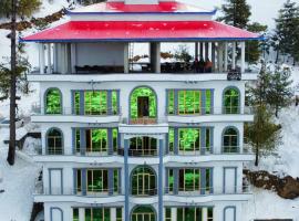 Al-Sadiq Hotel & Restaurant Malam Jabba Swat, hotel v destinaci Swat