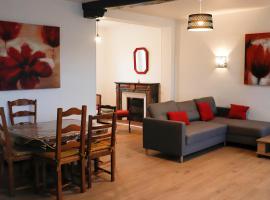 La Maison aux Coquelicots, hotel with parking in Flers