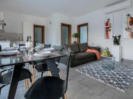 Bugibba Deluxe Penthouse with terrace & communal swimming pool