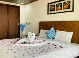 Grand Sea Shades Goa