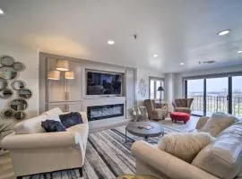 Balcony and Lake View Modern Condo in Monkey Island