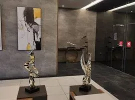 Kuching Luxurious Town Area Apartment