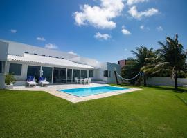 Casa Incrível na Praia de Jacumã por Carpediem, villa en Ceará-Mirim