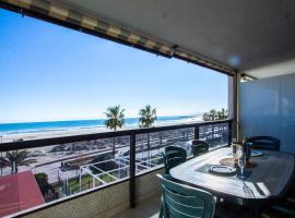 ESPACIO 2 Primera LINEA DE PLAYA, hótel í Cullera