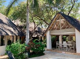 Pamarah Lodge, chalet i Victoria Falls