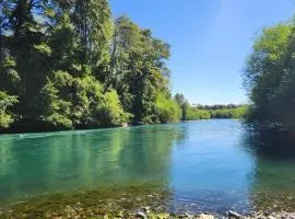 Casa con acceso privado al río