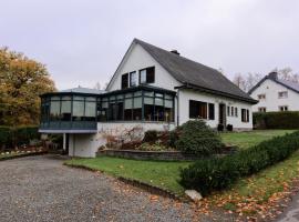 La colline aux hirondelles, accessible hotel in La Roche-en-Ardenne