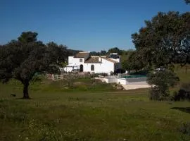 Casa Cortijo en Dehesa Sierra León