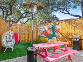 Park access! Bars & Restaurants close-by! Private, alquiler vacacional en Austin