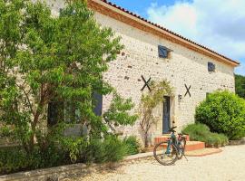 Gîte Montmoreau, 5 pièces, 8 personnes - FR-1-653-105, cabaña o casa de campo en Nonac