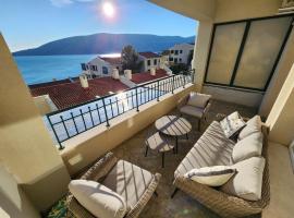 Beachside Studio with Sea View - Herceg Novi, ξενοδοχείο στο Χέρτσεγκ Νόβι